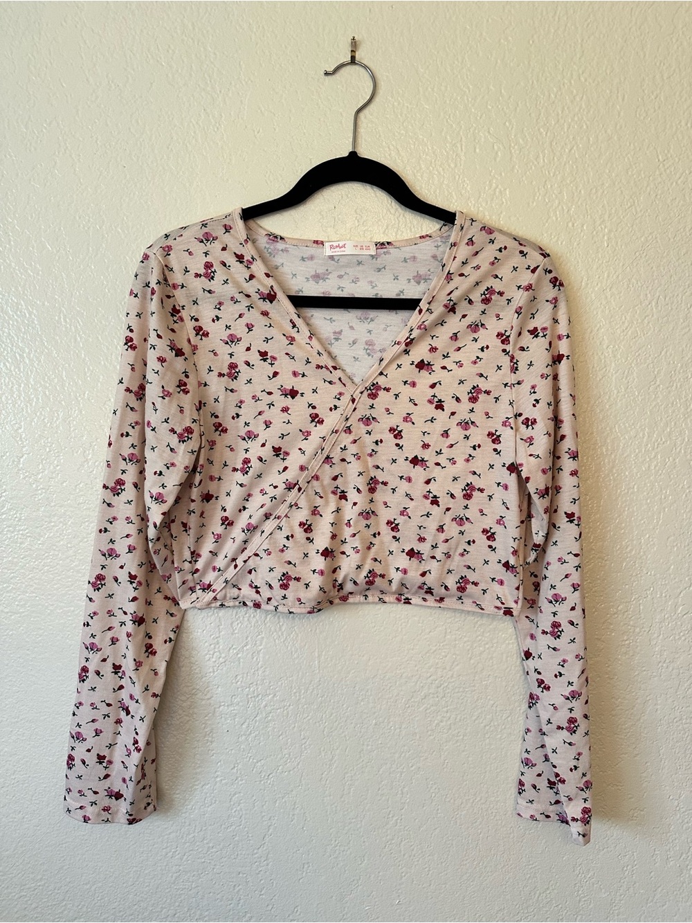 Floral Cropped Long-Sleeve Top
